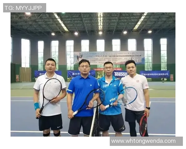 重庆网球队在世界锦标赛中的团队协作表现精彩纷呈引发关注